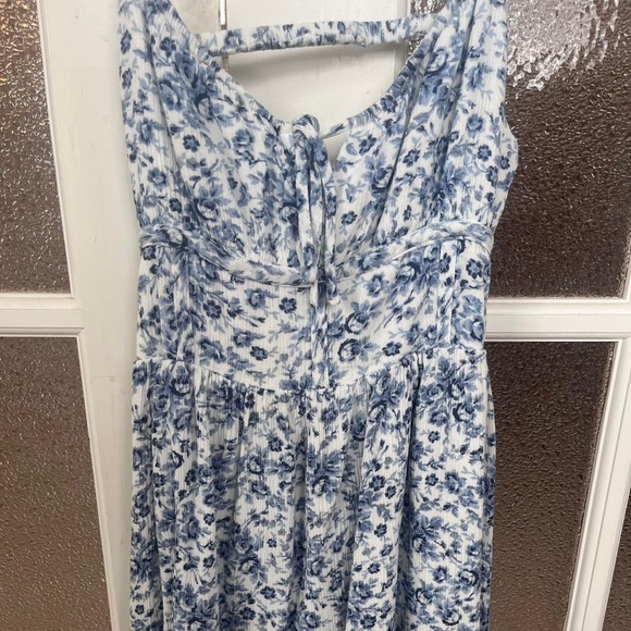 Floral Blue Spaghetti Strap Dress - Picture 3 of 4